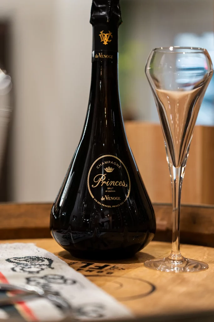 Bouteille de champagne issue de la cave de la Madeleine à Angers